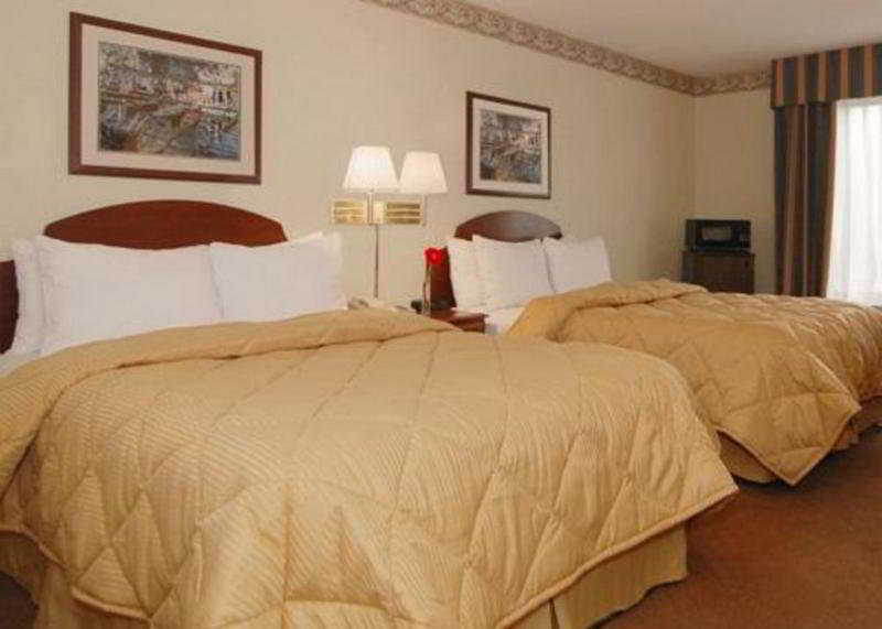 באטון רוז' Comfort Inn University Area מראה חיצוני תמונה